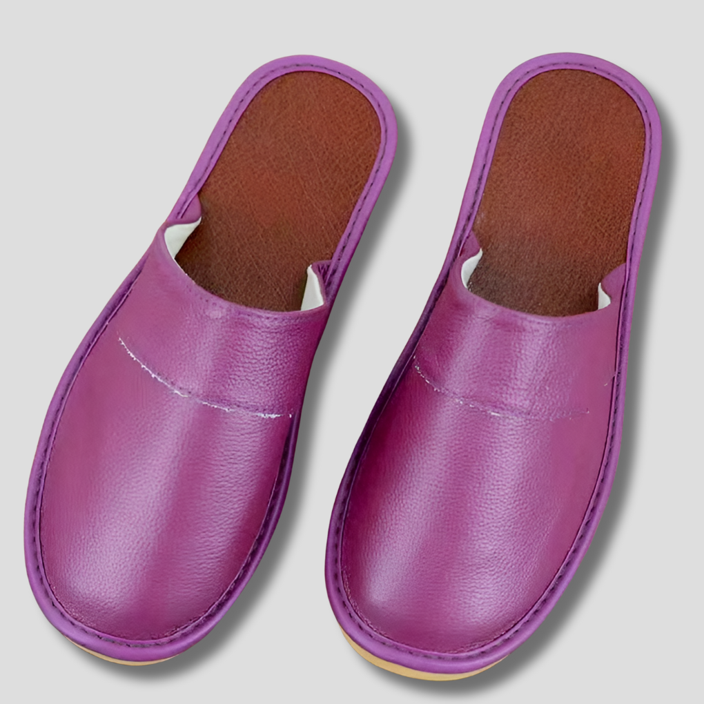 Men's Leather Slippers - Relaxed Comfort for Indoor Wear