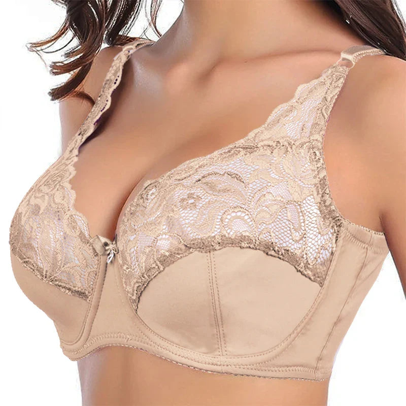 Plus Size Lace Push-Up Bra - Flattering Silhouette, Sophisticated Detail
