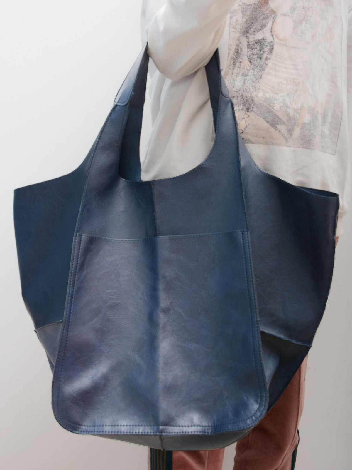 Oversized Vintage Leather Shoulder Bag - Everyday Carryall