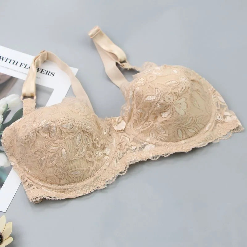 Plus-Size Lace Push-Up Bra - Comfortable Curve-Enhancing Design