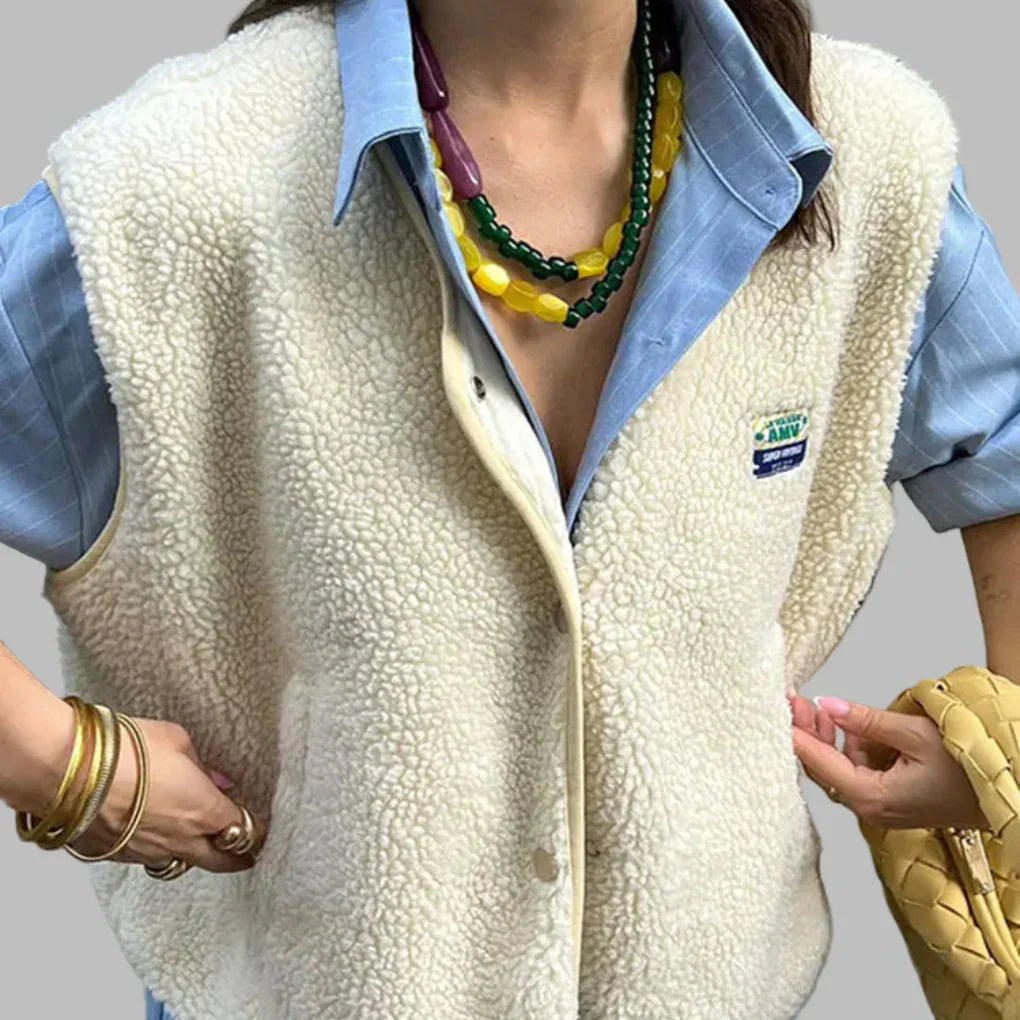 Premium Layering Vest - Lightweight Warmth, Classic Design