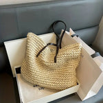 Women's Woven Tote Bag - Stylish Everyday Carry-All