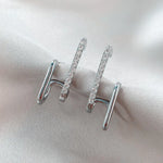 Crystal Claw Stud Earrings - Elegant Sparkle for Everyday Wear