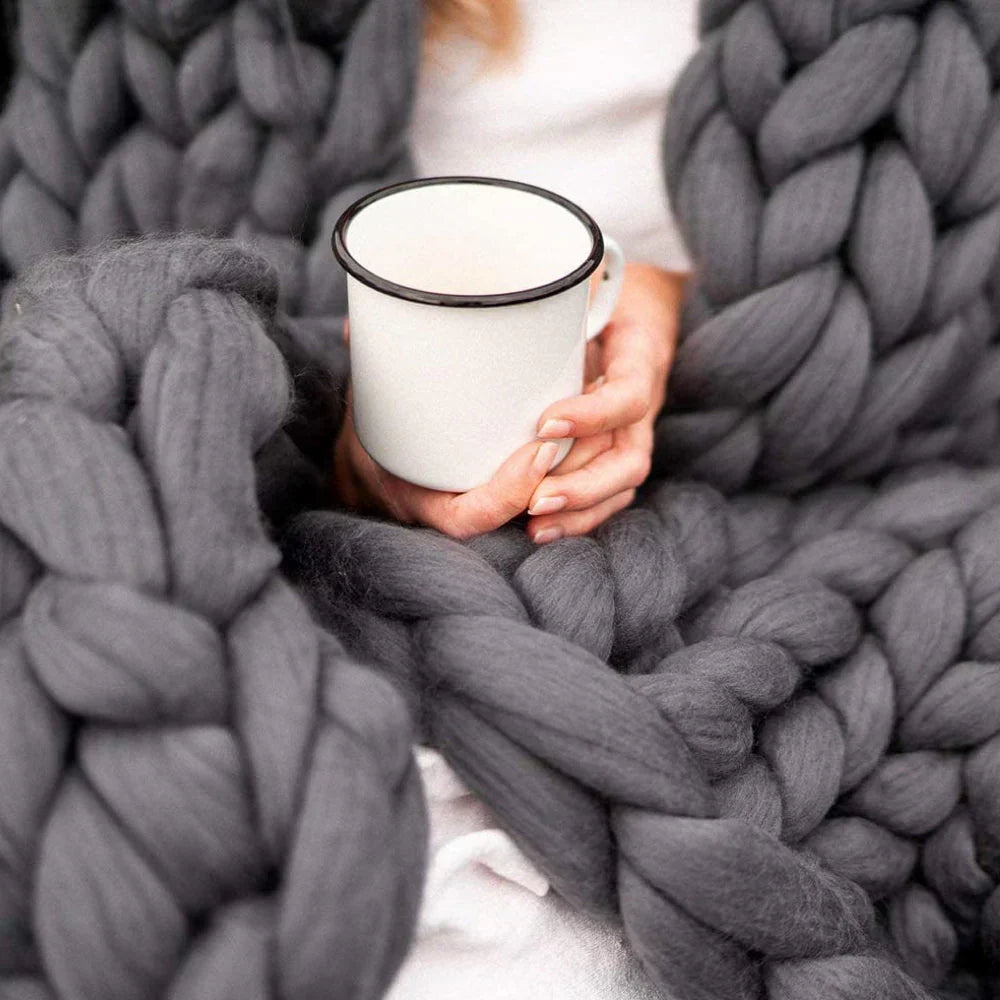 LuxeWool Chunky XL Yarn - Soft 2.2 lb Skein for Blankets