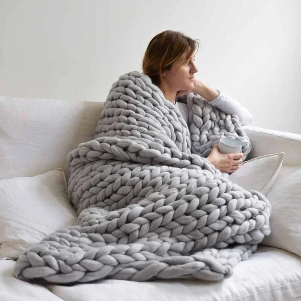 LuxeWool Chunky XL Yarn - Soft 2.2 lb Skein for Blankets