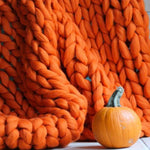 LuxeWool Chunky XL Yarn - Soft 2.2 lb Skein for Blankets