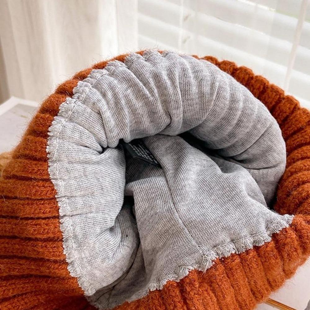 PurrWarm Beanie - Knitted Winter Hat with Cat Ears