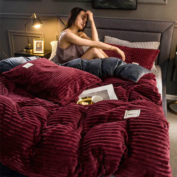 DreamWeave Duvet Cover - Velvety Fleece Comfort Bedding Set