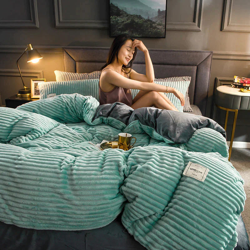 DreamWeave Duvet Cover - Velvety Fleece Comfort Bedding Set