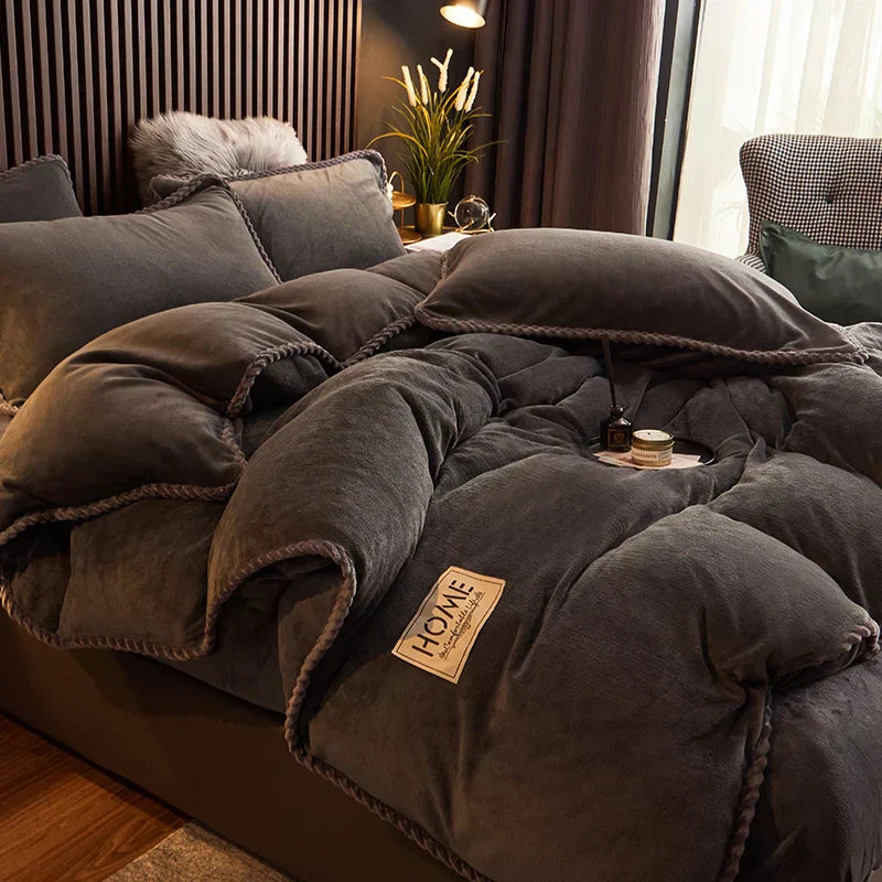PlushHaven Velvet Fleece Duvet Cover Set - Cozy Warmth for Cold Nights