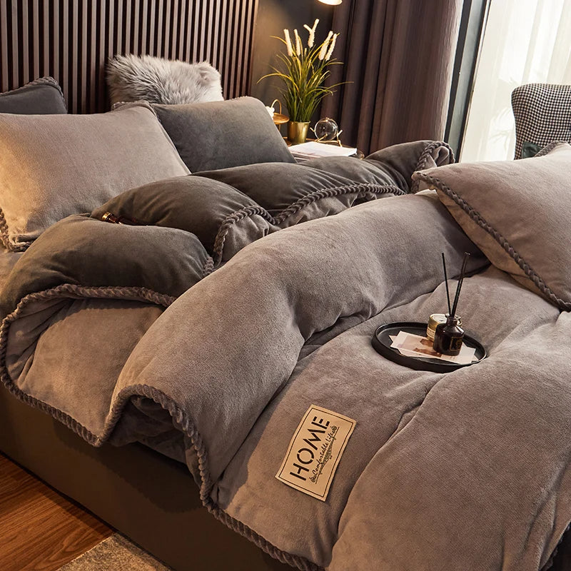 PlushHaven Velvet Fleece Duvet Cover Set - Cozy Warmth for Cold Nights
