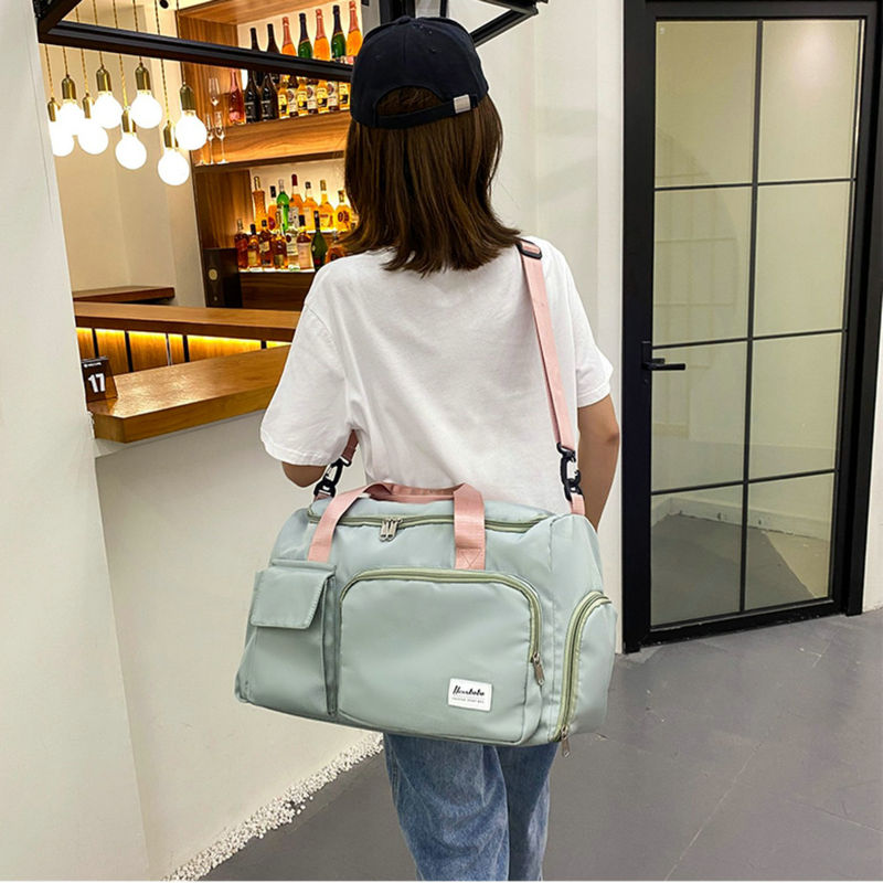 Multi-Pocket Travel Gym Duffle Bag - Organized Storage with Shoe Compartment
