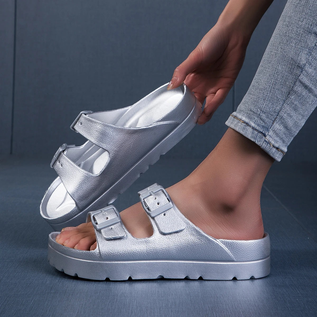 Women's Thick Sole Slippers - Cushioned Shock-Absorbing Comfort