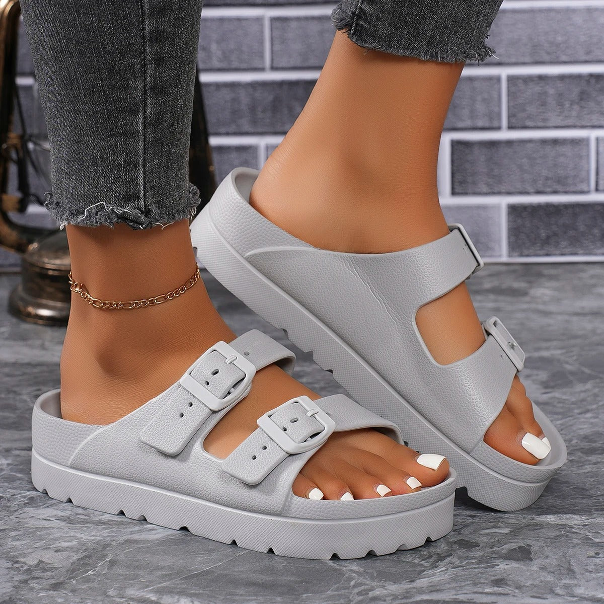Women's Thick Sole Slippers - Cushioned Shock-Absorbing Comfort