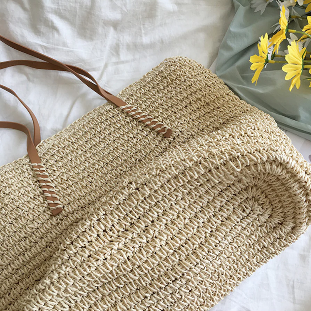 Terra Woven Handbag - Spacious Design with Sturdy Shoulder Strap