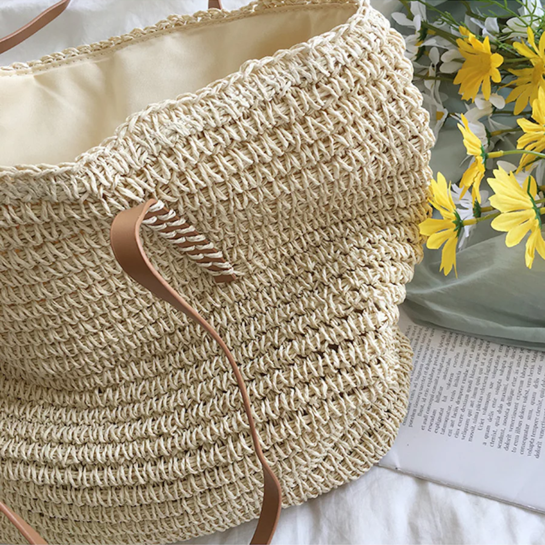 Terra Woven Handbag - Spacious Design with Sturdy Shoulder Strap