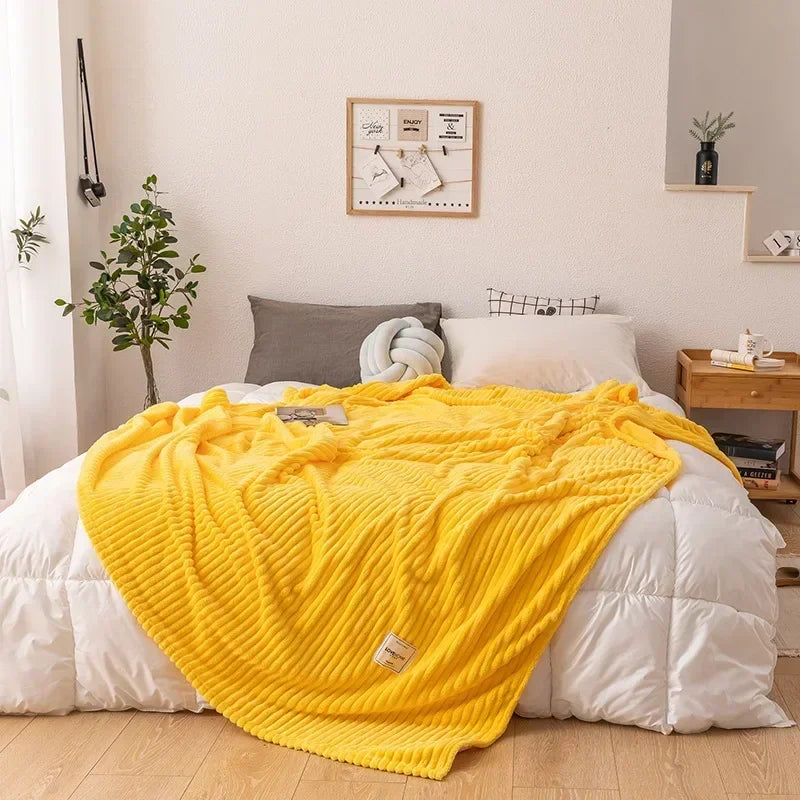 Warm Haven Thick Flannel Blanket - Cozy Solid-Color Autumn Throw