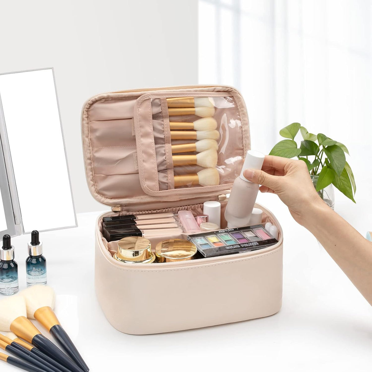 Travel Makeup Organizer - Adjustable Dividers & Sturdy Handle