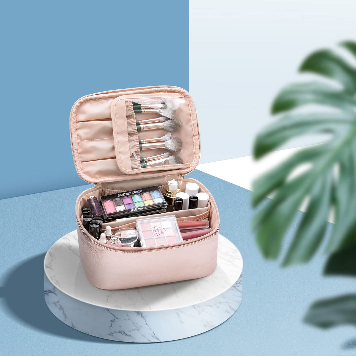 Travel Makeup Organizer - Adjustable Dividers & Sturdy Handle