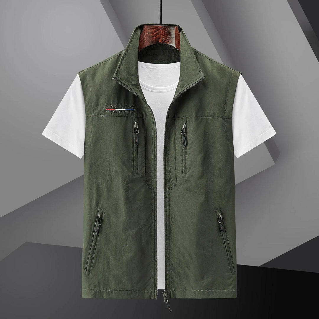 Men's Multi-Pocket Outdoor Vest - Lightweight & Water-Repellent