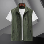 Men's Multi-Pocket Outdoor Vest - Lightweight & Water-Repellent