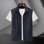 Men's Multi-Pocket Outdoor Vest - Lightweight & Water-Repellent