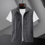 Men's Multi-Pocket Outdoor Vest - Lightweight & Water-Repellent