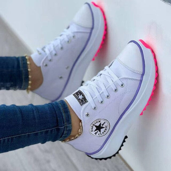 Fashionable Sneakers with Arch Support - Everyday Comfort Footwear